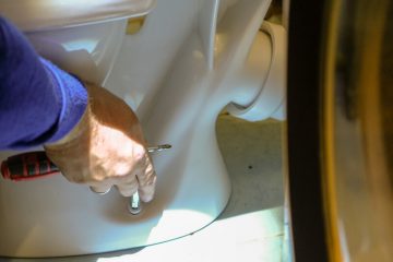 zelf een toilet installeren