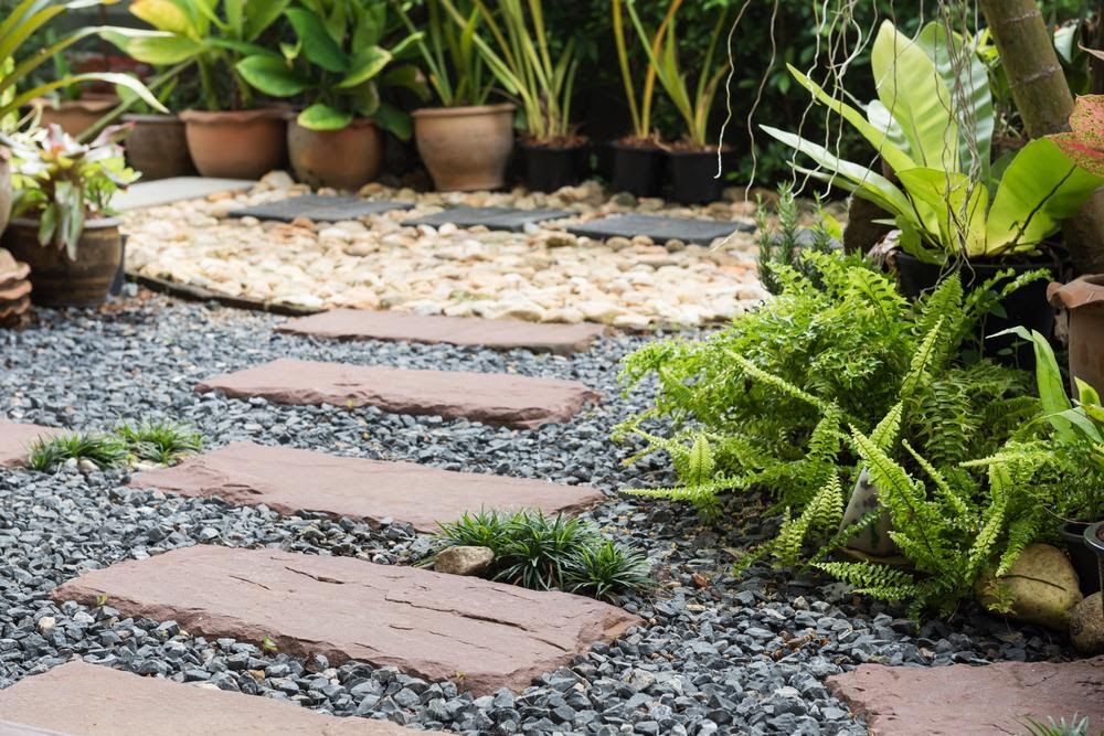 voor- en nadelen van grind in je tuin - Bouwgemak