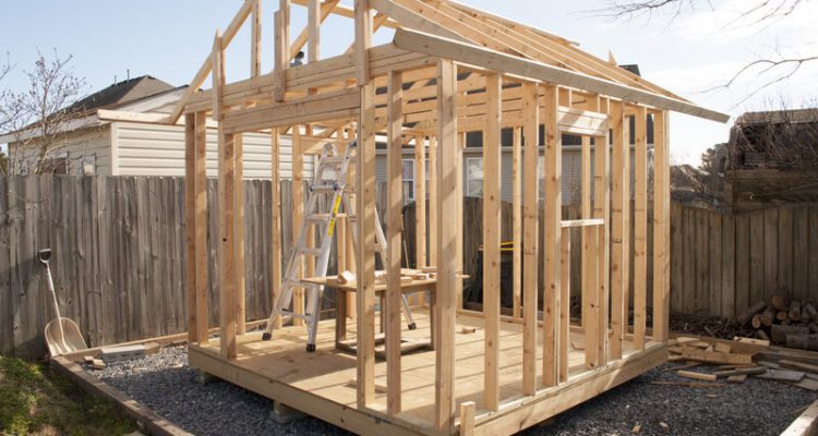 zelf een tuinhuis maken